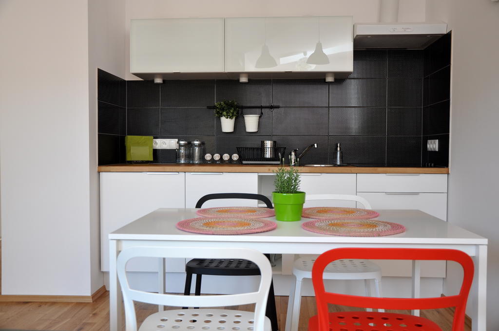 Happyguests Apartments Krasków Εξωτερικό φωτογραφία