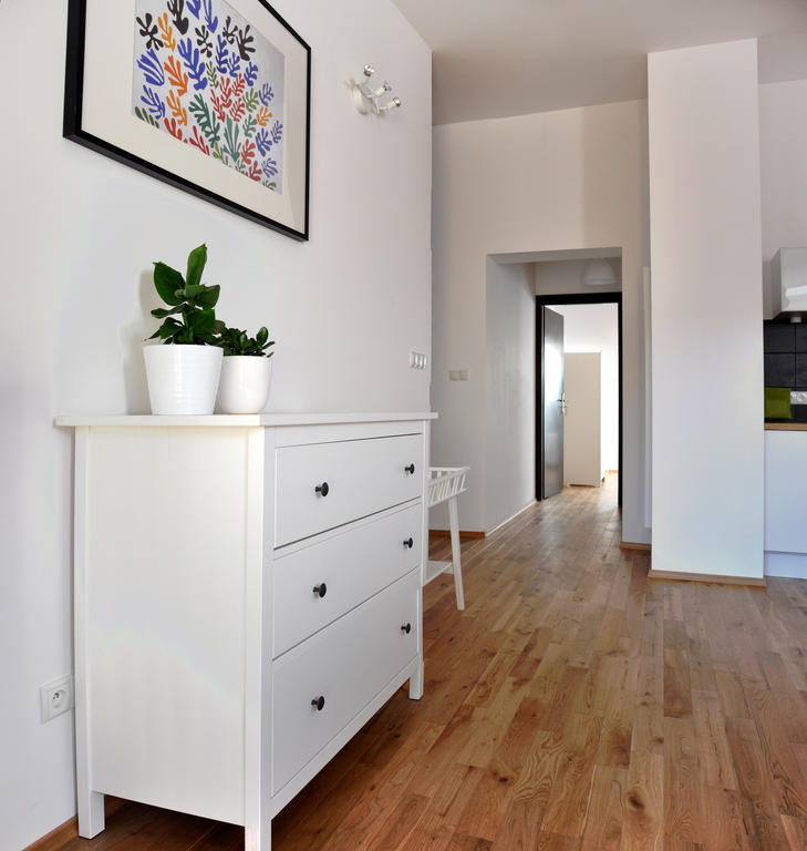 Happyguests Apartments Krasków Εξωτερικό φωτογραφία