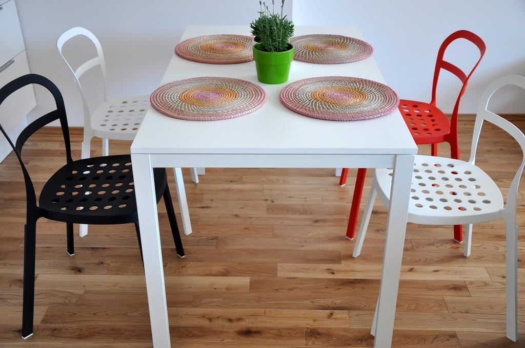 Happyguests Apartments Krasków Εξωτερικό φωτογραφία