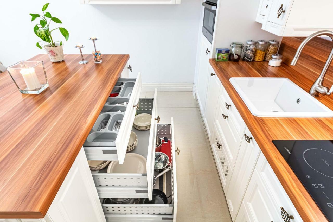 Happyguests Apartments Krasków Εξωτερικό φωτογραφία